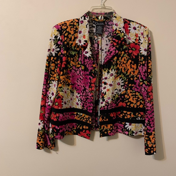 K PETITE COLLECTION, Floral, Button Up Front Closure, Blouse, petite size 16 - Picture 8 of 15